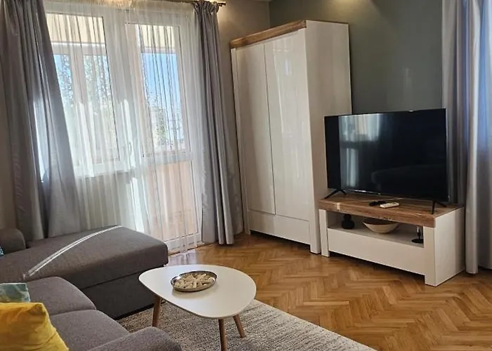 Апартамент Black Sea View - Luxory By The Sea *